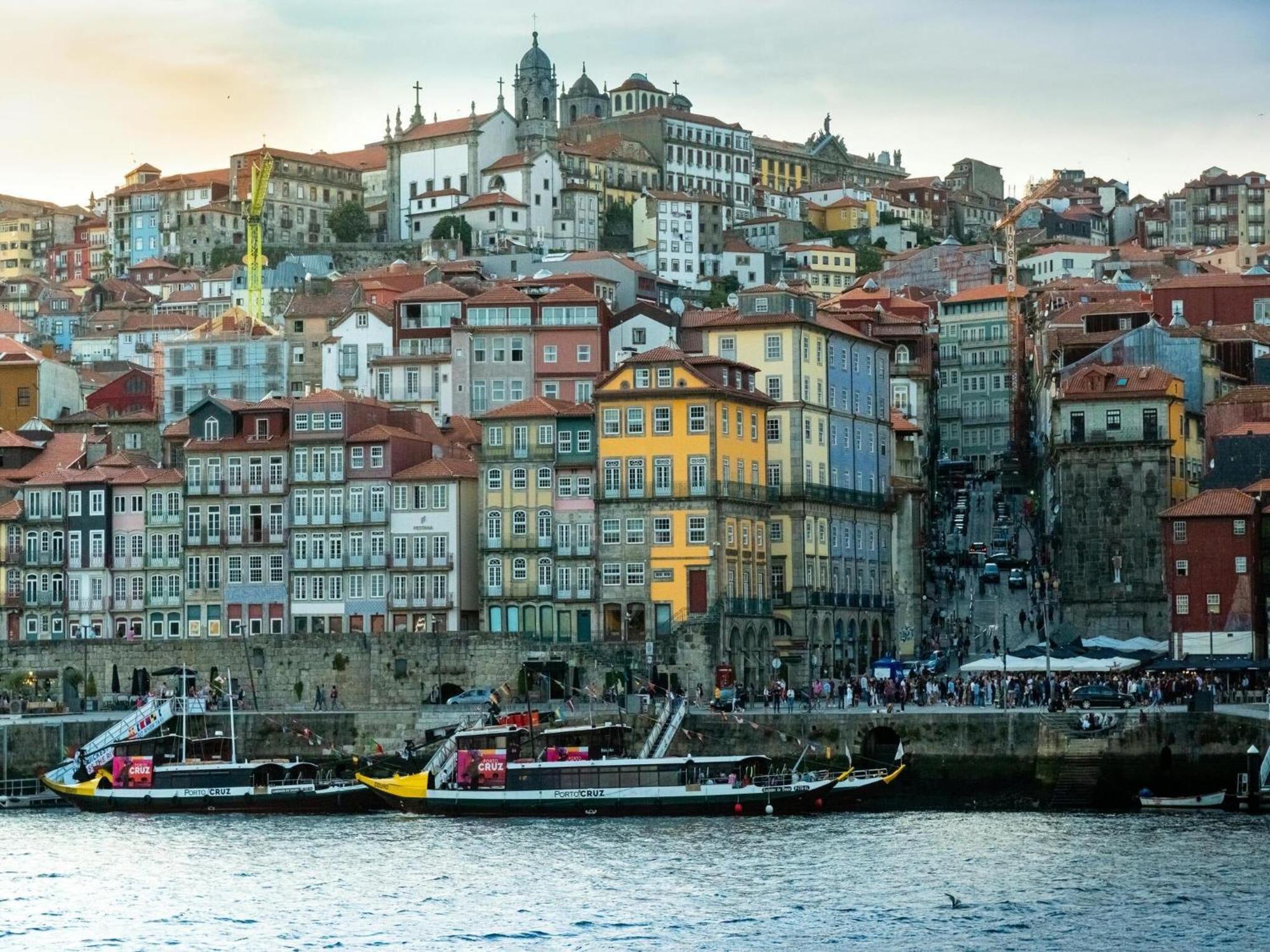 Charming 1-bedroom In Apartamento Porto